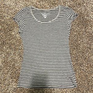 H&M women’s striped tee, size small